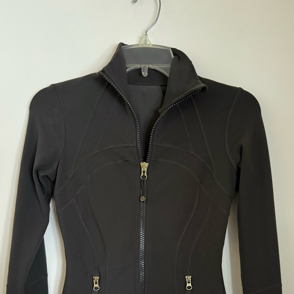 Lululemon Women’s Utility Jacket, Size 4 - Picture 3 of 6